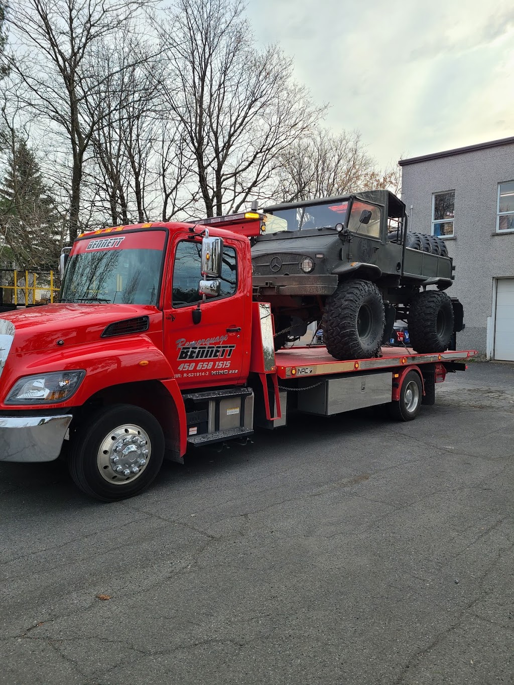 remorquage P. Bennett | 270 Bd Richelieu, Richelieu, QC J3L 3R7, Canada | Phone: (514) 891-5353