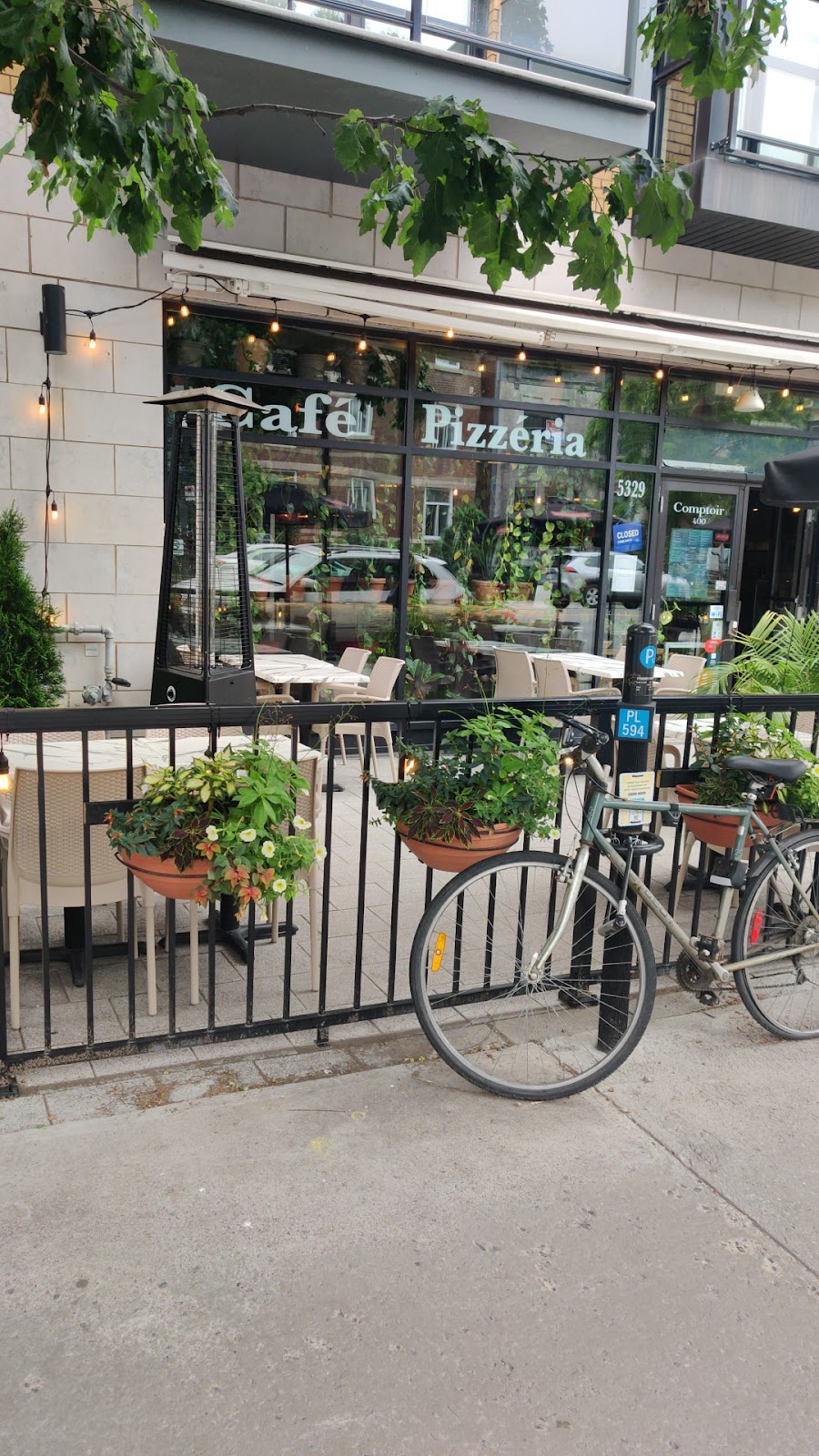 Comptoir 400 (Mile End) | 5329 Av du Parc, Montréal, QC H2V 4G9, Canada | Phone: (438) 968-6099