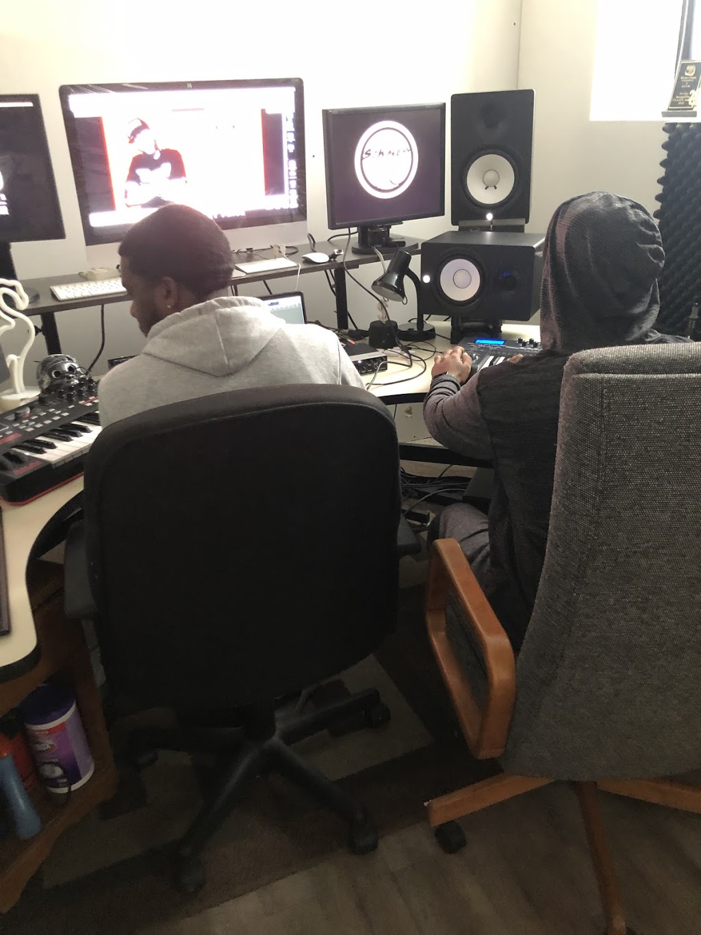 DBS STUDIO N ASSOCIATES | 1421 Victoria St N, Kitchener, ON N2B 3E4, Canada | Phone: (226) 336-1839