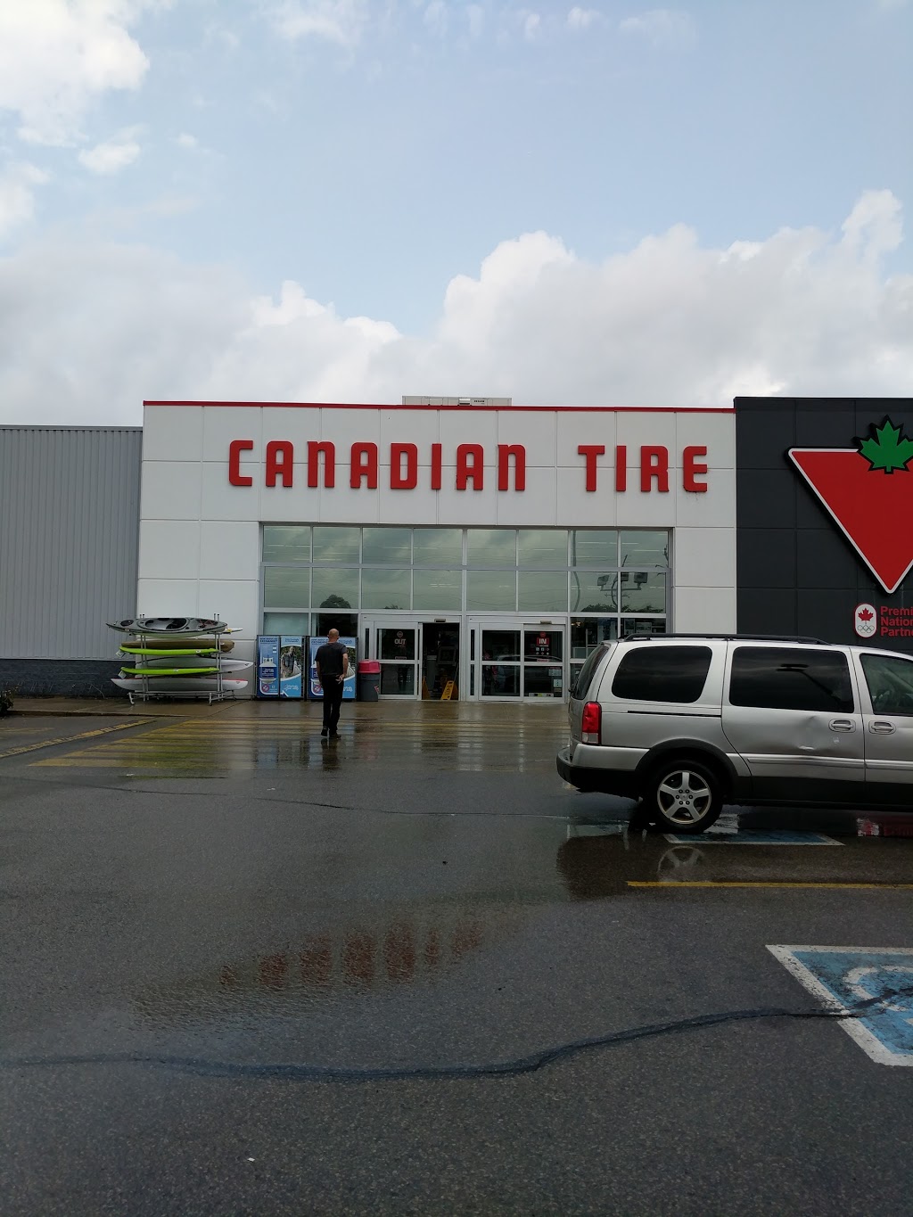 Canadian Tire - Caledonia, ON | 365 Argyle St S, Caledonia, ON N3W 1Z2, Canada | Phone: (905) 765-8473