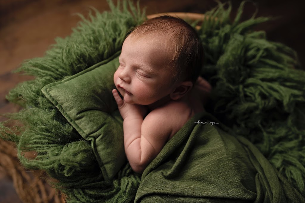 Alana Wagar Photography | 240 Cranbrook Drive SE, Calgary, AB T3M 3C8, Canada | Phone: (587) 228-3440