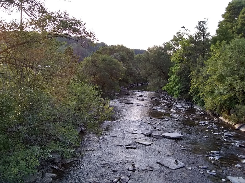 Don Mills Trail | 813 Lawrence Ave E, Toronto, ON M3C, Canada