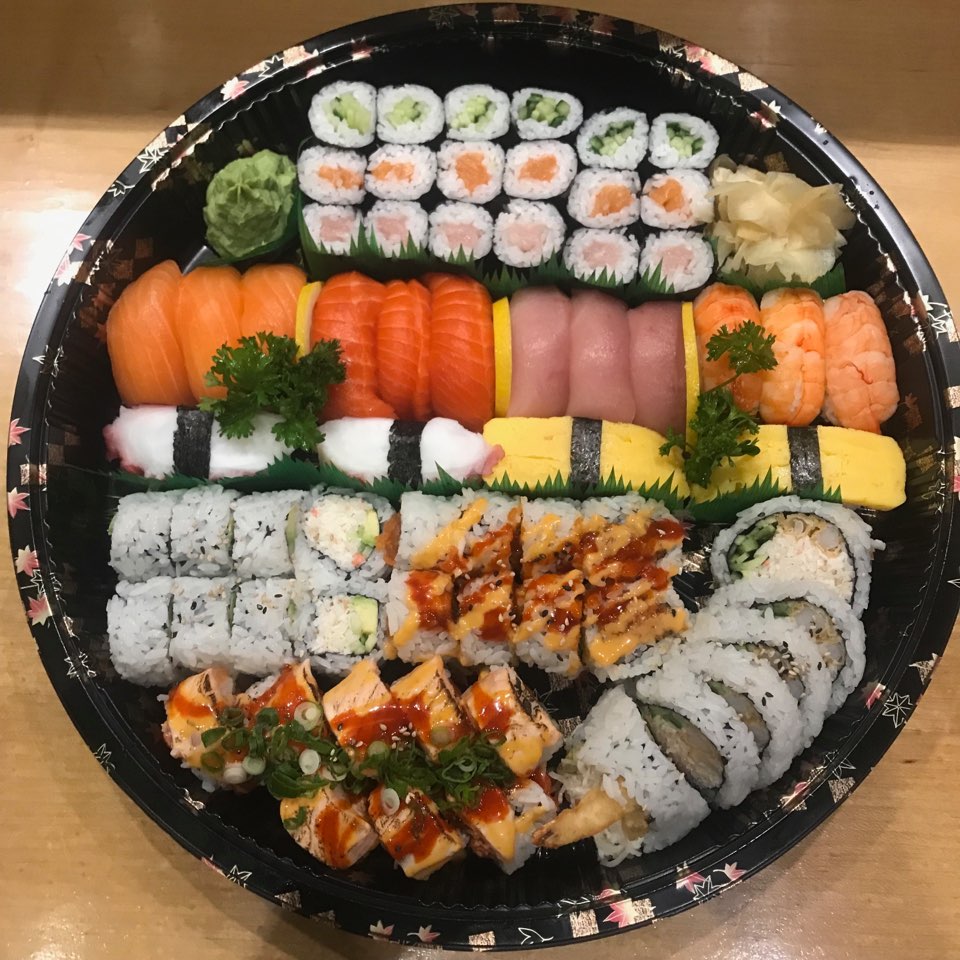 Sushi Tengu Japanese Restaurant | 20838 Lougheed Hwy, Maple Ridge, BC V2X 2R3, Canada | Phone: (604) 380-3380