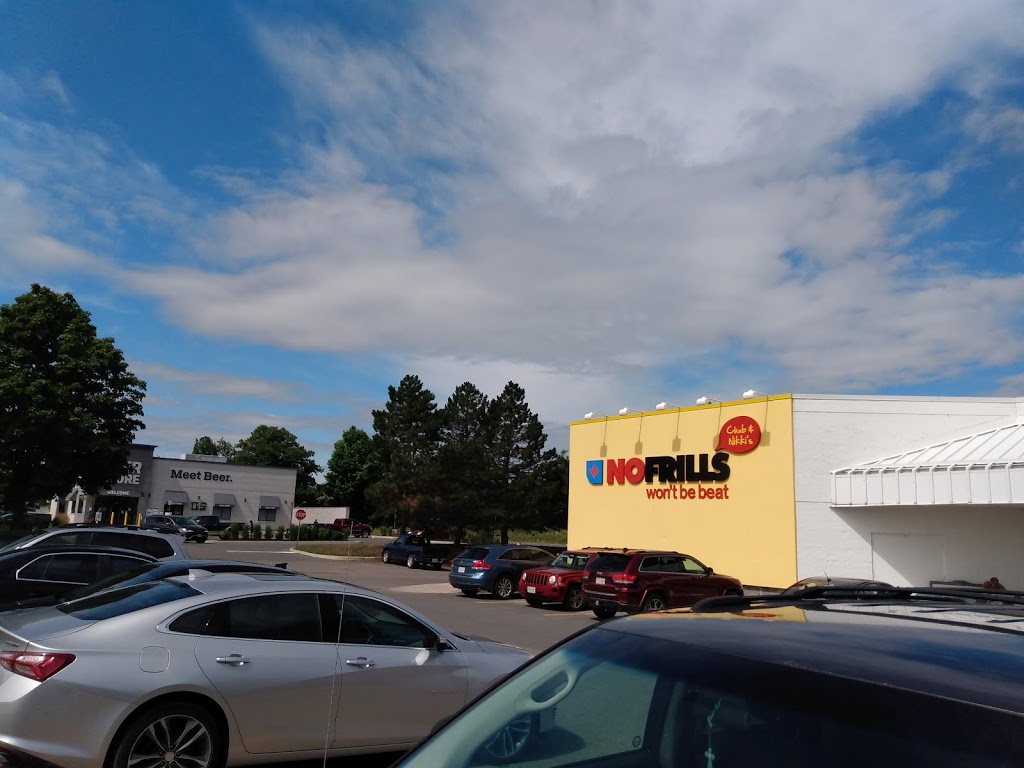 Chub & Nikkis No Frills | 1866 Lansdowne St W, Peterborough, ON K9K 1R5, Canada | Phone: (866) 987-6453