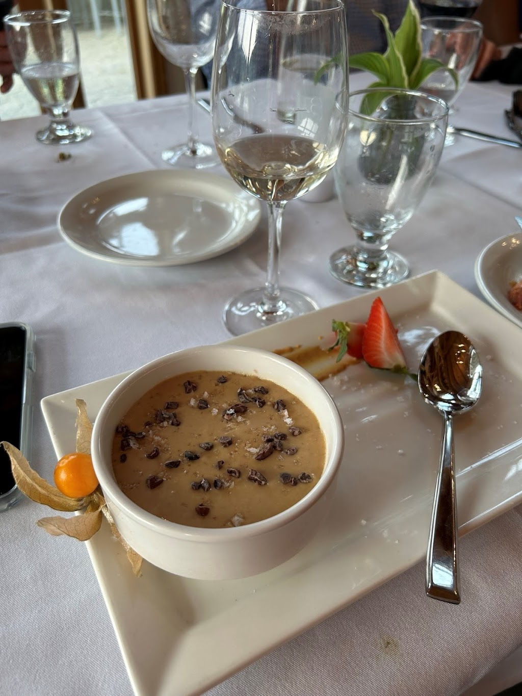 Iron and String Restaurant | 1012 Golf Ave Rd, Port Carling, ON P0B 1J0, Canada | Phone: (705) 769-3381