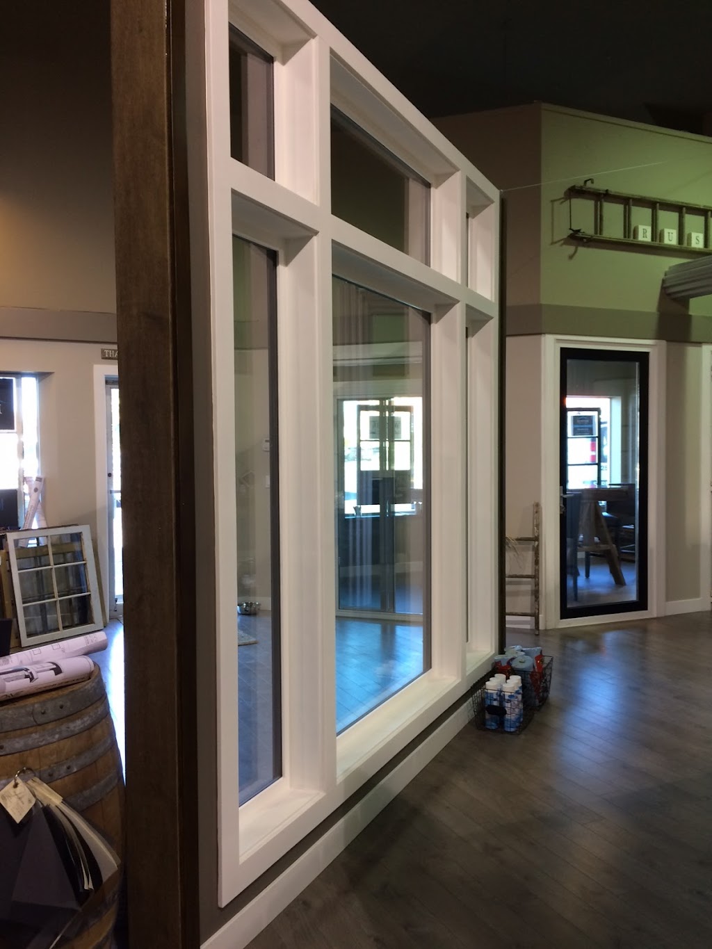 Rusco Window & Screen | 3376 Tennyson Ave, Victoria, BC V8Z 3P6, Canada | Phone: (250) 475-1110
