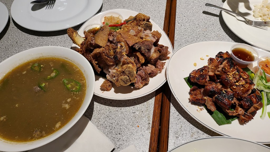 House of stews a filipino experience | 18 Fairway Dr, Stony Plain, AB T7Z 1M4, Canada | Phone: (780) 599-0036