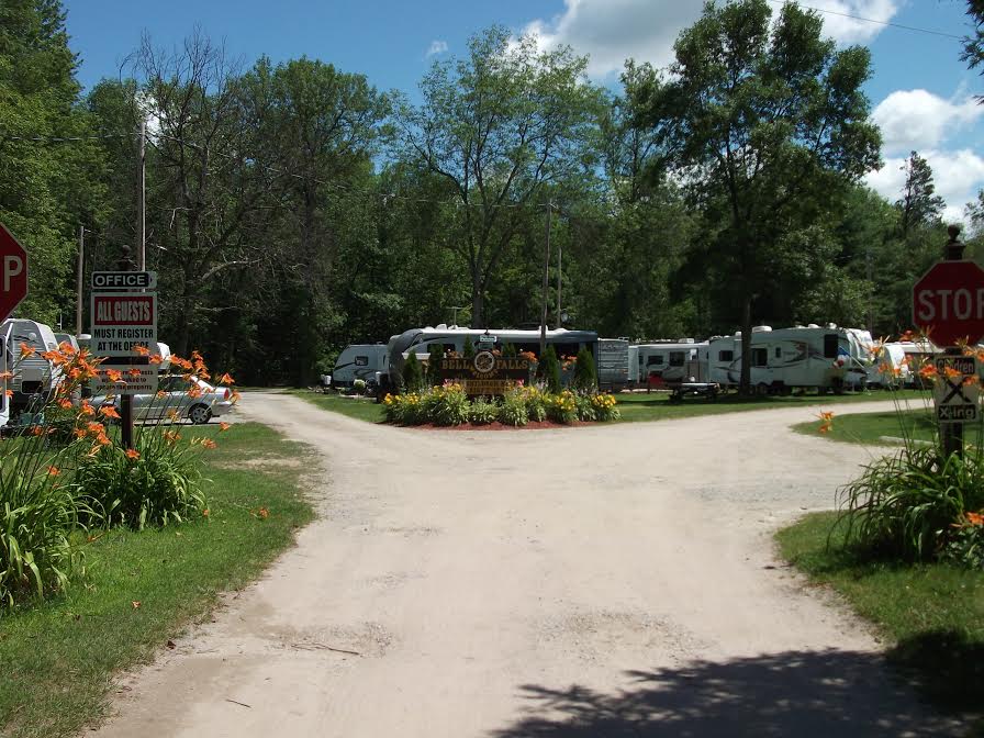 Bell Falls | 1927 Rosemount Rd, Waubaushene, ON L0K 2C0, Canada | Phone: (705) 538-2898