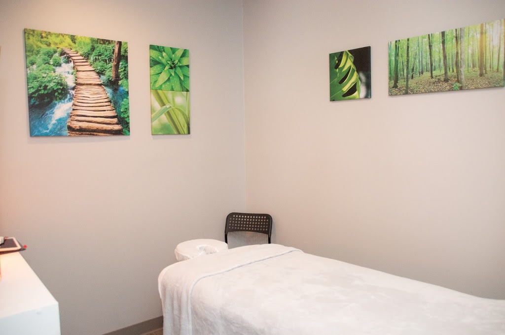 Discovery Massage & Wellness | 10 Discovery Ridge Hill SW #930, Calgary, AB T3H 5X2, Canada | Phone: (403) 454-3472
