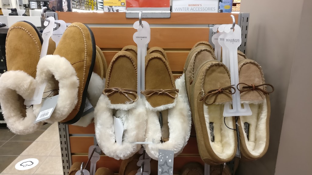 Marks | Westridge Shopping Centre, 200 Windflower Gate Suite 500, Woodbridge, ON L4L 9L3, Canada | Phone: (905) 850-3502