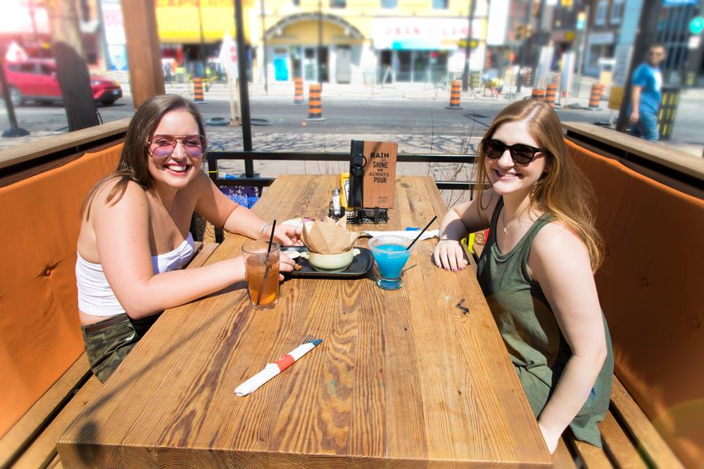 Kelseys Original Roadhouse | 4960 Clifton Hill, Niagara Falls, ON L2G 3N4, Canada | Phone: (905) 353-0051