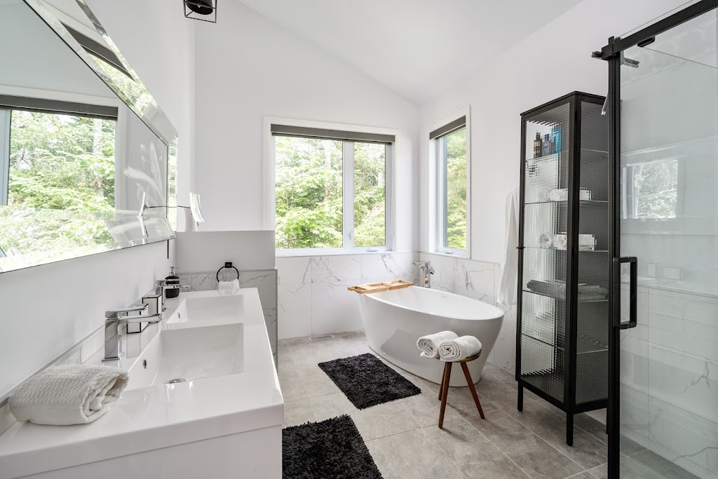 Optimus Lodge | 1013 Chem. du Village, Saint-Adolphe-dHoward, QC J0T 2B0, Canada | Phone: (514) 862-0601