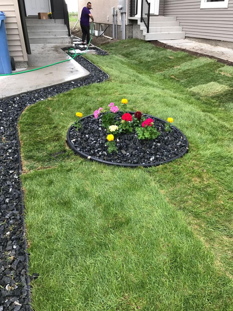 RIVERSTONE LANDSCAPING INC. | 695 Osborne St, Winnipeg, MB R3L 2B8, Canada | Phone: (204) 963-3100