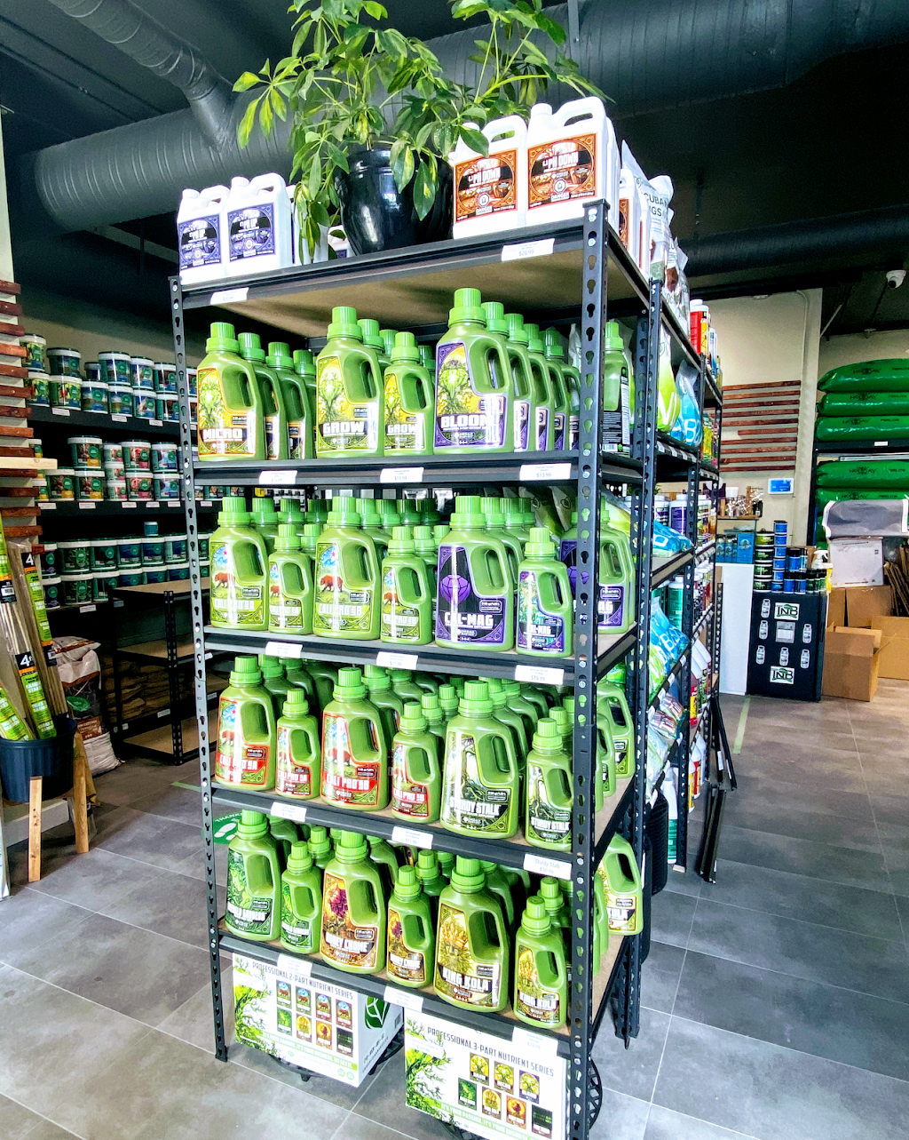 Urban Grow Garden Supply | 113 St Annes Rd Unit 102, Winnipeg, MB R2M 2Z1, Canada | Phone: (204) 255-9292