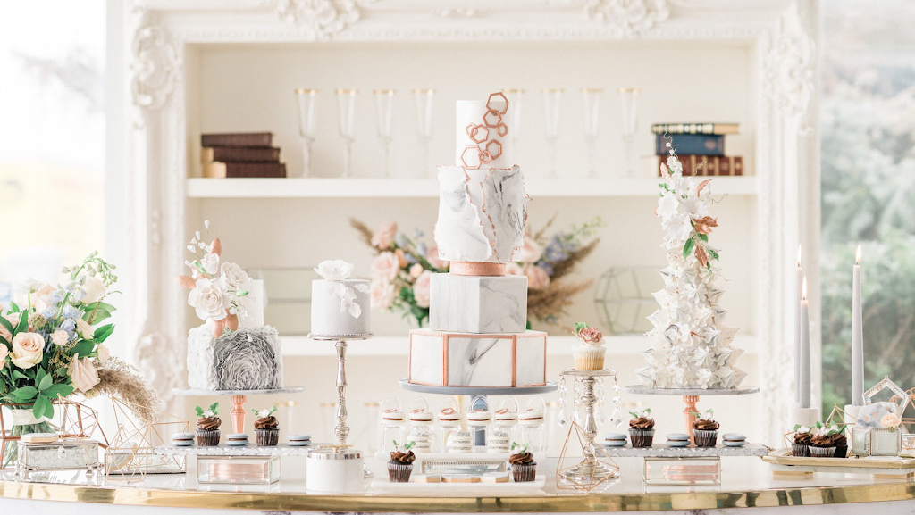 Flour and Flower Cake Design | 28 Crown Steel Dr #16, Markham, ON L3R 9Y1, Canada | Phone: (647) 461-8424