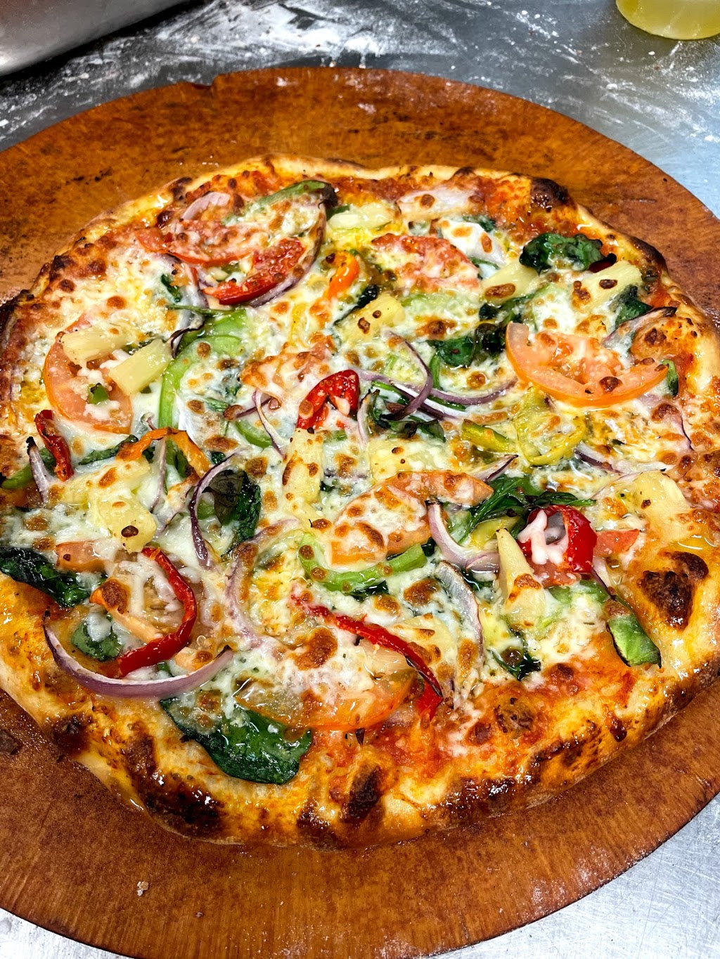 Fire it Up Pizza & Pasta | 1516 Fairfield Rd Suite 1, Victoria, BC V8S 1G1, Canada | Phone: (250) 590-8833