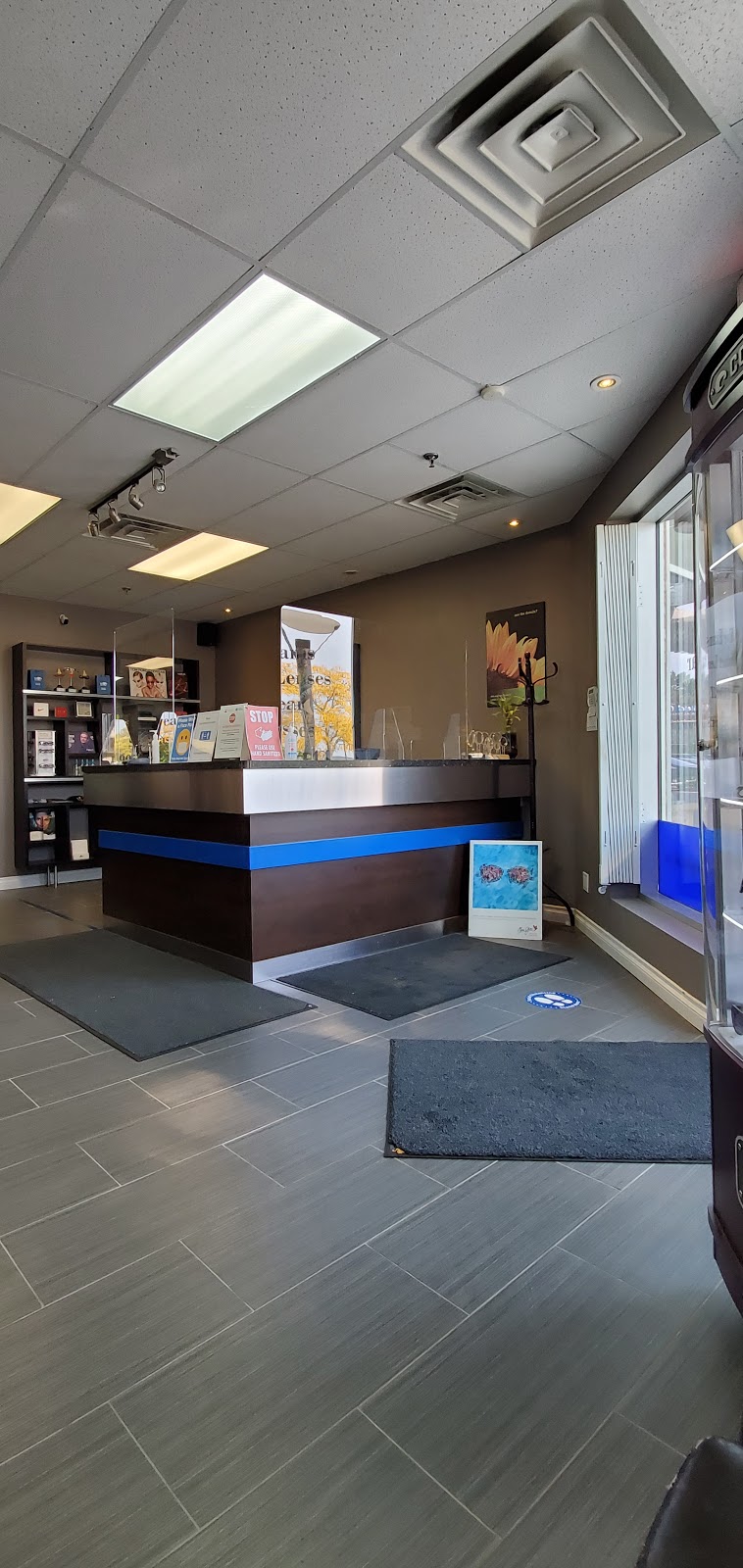 Invision Optical | 511 Maple Grove Dr #25, Oakville, ON L6J 6X8, Canada | Phone: (905) 842-9444