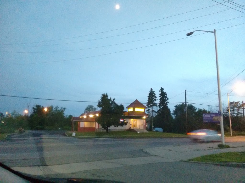 Golden Bowl Restaurant | 1598 Cyrville Rd, Gloucester, ON K1B 5K1, Canada | Phone: (613) 744-2865