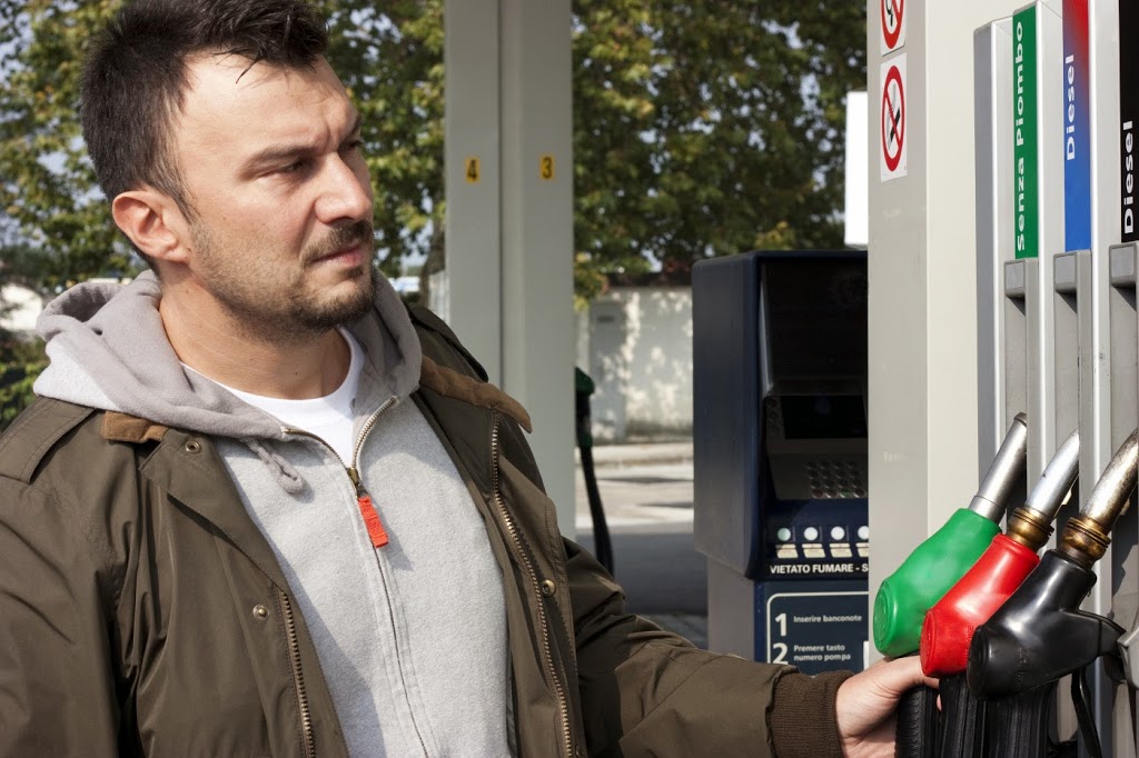 iTruck Diesel and Fuel Station | 5979, 5 Shawson Dr #5, Mississauga, ON L4W 3Z6, Canada | Phone: (905) 795-1020