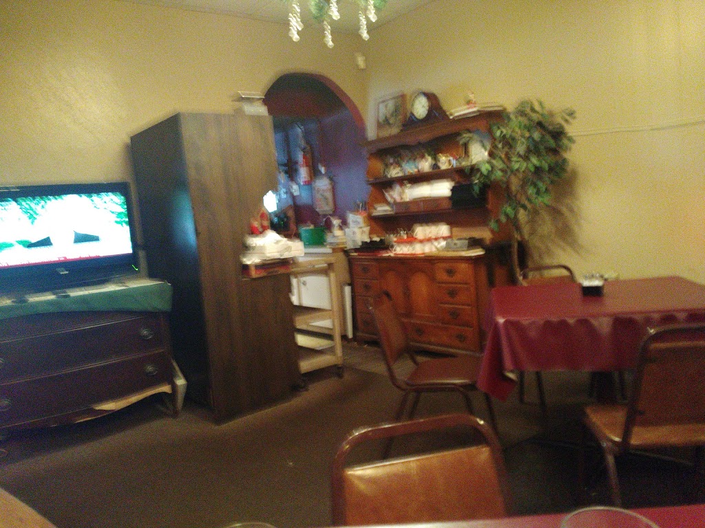 Yubbs Restaurant | 2546 Niagara Falls Blvd, Niagara Falls, NY 14304, USA | Phone: (716) 731-3601