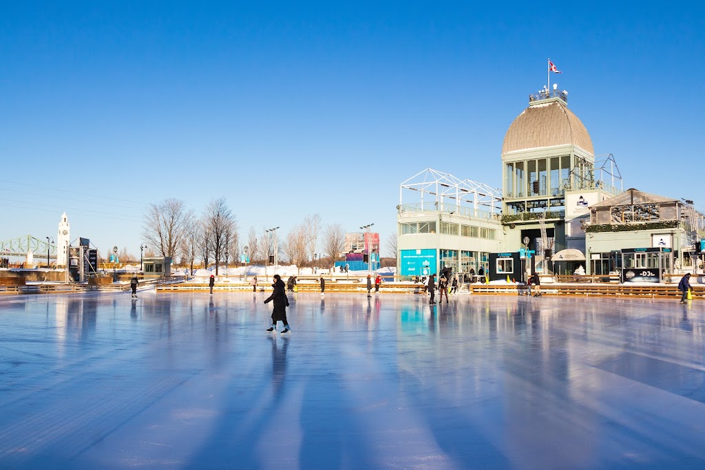Patinoire réfrigérée du Vieux-Port de Montréal | Bassin Bonsecours, Montréal, QC H2Y 2E2, Canada | Phone: (514) 496-7678