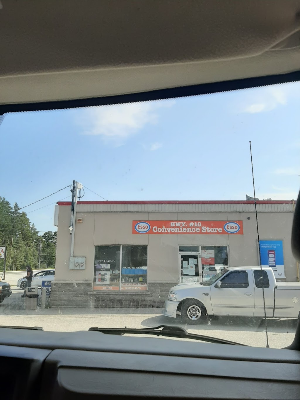 Esso | 114 Sydenham St, Flesherton, ON N0C 1E0, Canada | Phone: (647) 892-5551