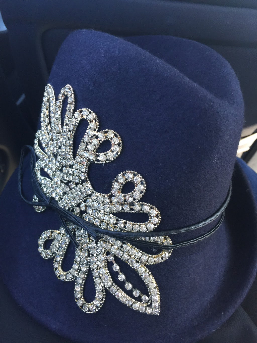 Diva Adornments | 271 Bloomfield Main St, Bloomfield, ON K0K 1G0, Canada | Phone: (613) 393-5005