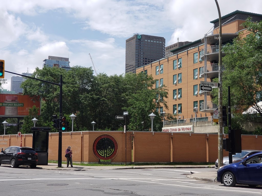 Hôpital chinois de Montréal | 189 Avenue Viger E, Montréal, QC H2X 3Y9, Canada | Phone: (514) 871-0961