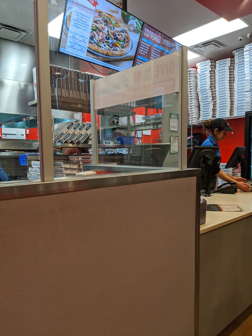 Dominos Pizza | 3245 Finch Ave E, Scarborough, ON M1W 4C1, Canada | Phone: (416) 491-1444