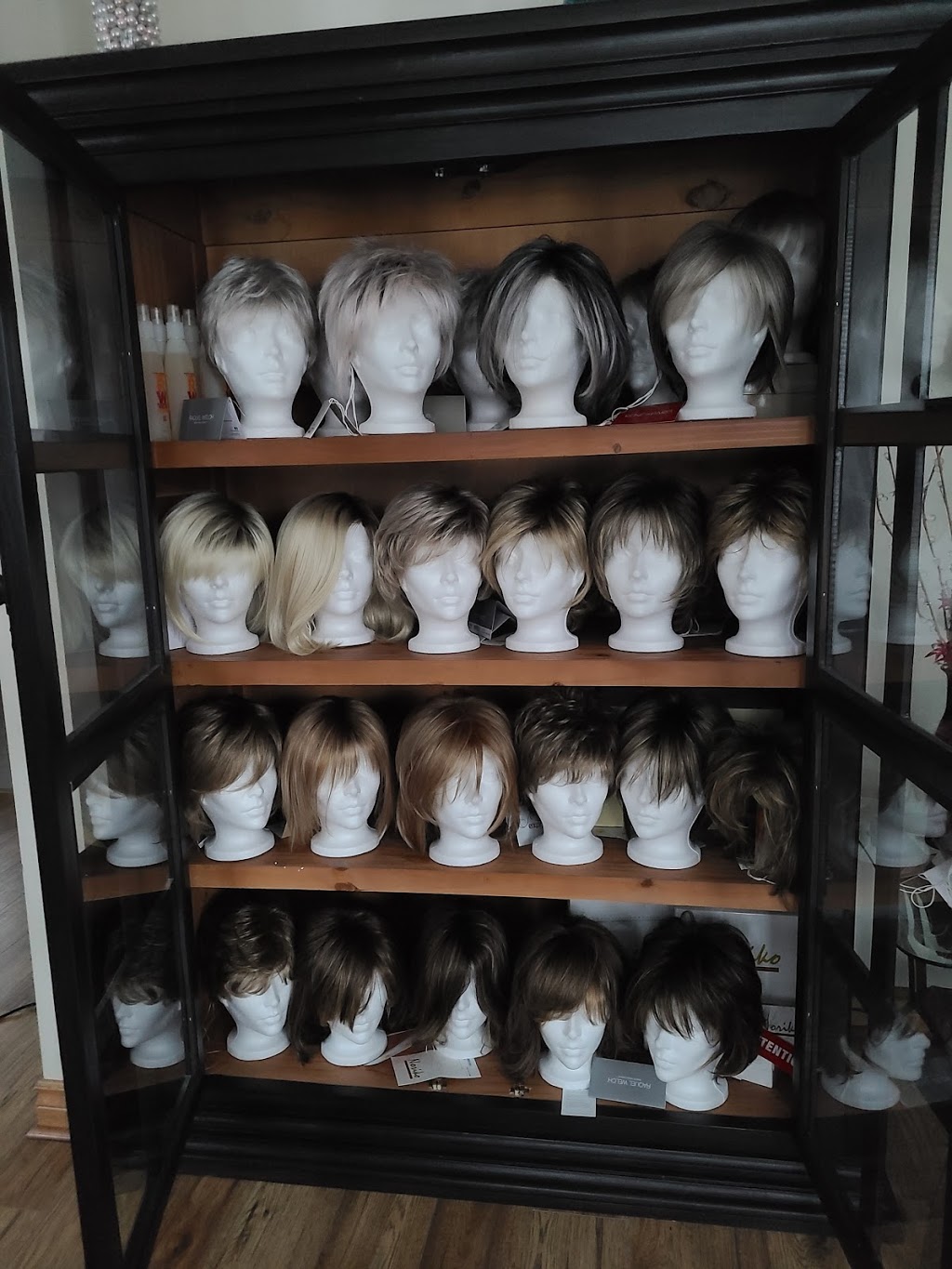 Huron Waves Wigs and Customizing | 806 Bricker St, Port Elgin, ON N0H 2C3, Canada | Phone: (519) 386-4564