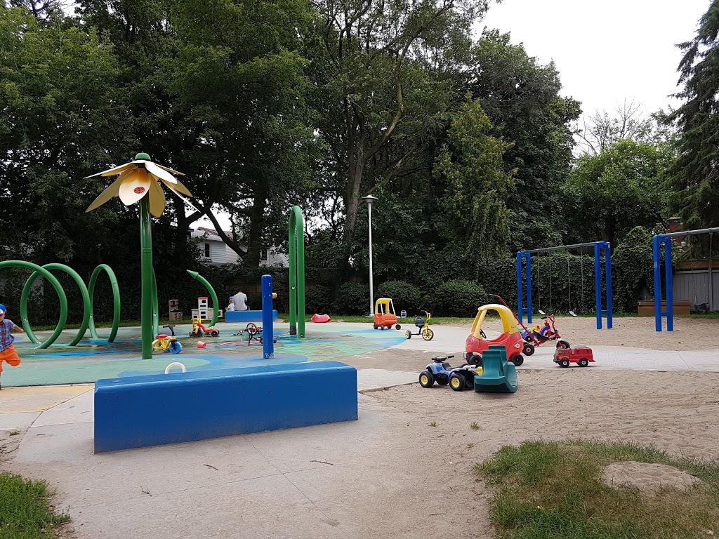 Gledhill Park | 125 Gledhill Ave, Toronto, ON M4C 5K7, Canada | Phone: (416) 392-2489
