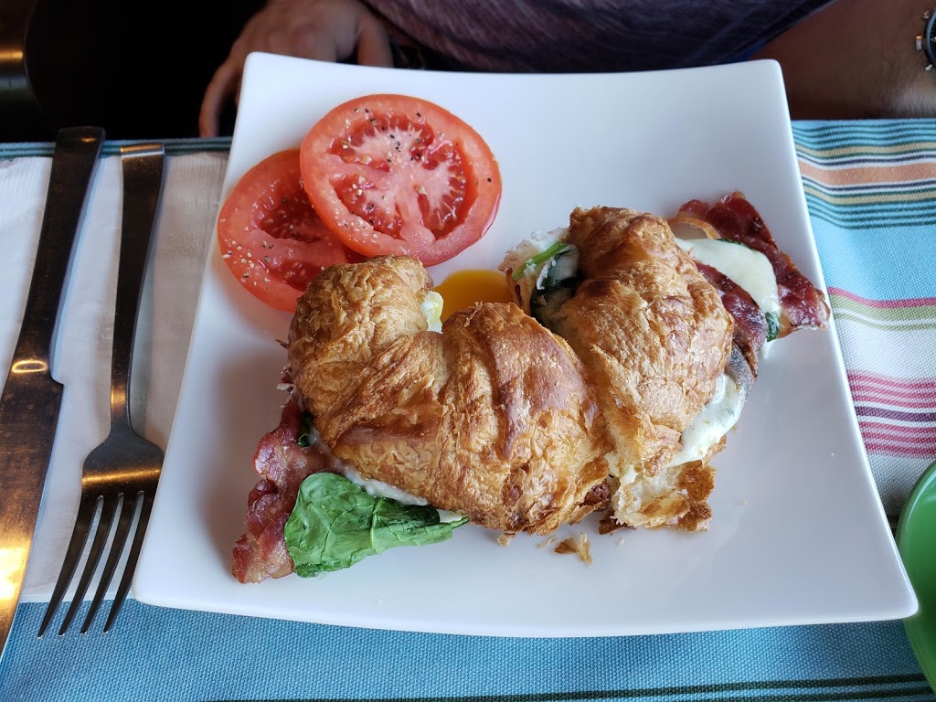 Saltwater Café | 1345 Gulf Rd, Point Roberts, WA 98281, USA | Phone: (360) 945-7258