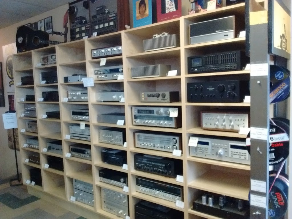 Turn It Up! Records & Hi-Fi | 632 16 Ave NW, Calgary, AB T2M 0J7, Canada | Phone: (403) 235-0858