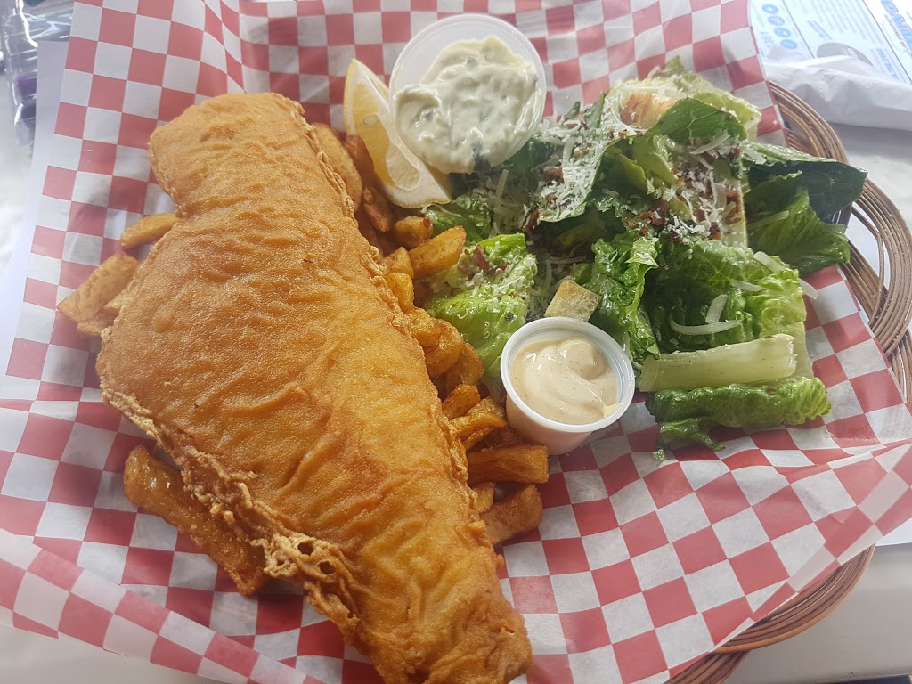 Café Terrasse La Tanière | 427 Chemin Ozias-Leduc, Mont-Saint-Hilaire, QC J3H 4A1, Canada | Phone: (450) 446-7731