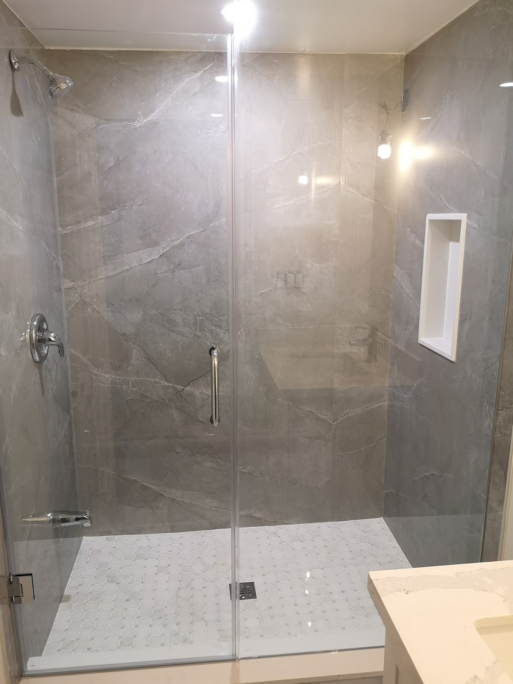 Foson Kitchen & Bath Hamilton | 240 Nebo Rd Unit 1, Hamilton, ON L8W 2E4, Canada | Phone: (905) 389-8899