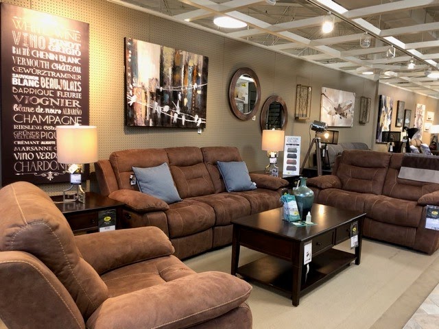Leons Furniture | electronics store | 700 Division Rd, Windsor, ON N8X 0A7, Canada | 5199697403 OR +1 519-969-7403