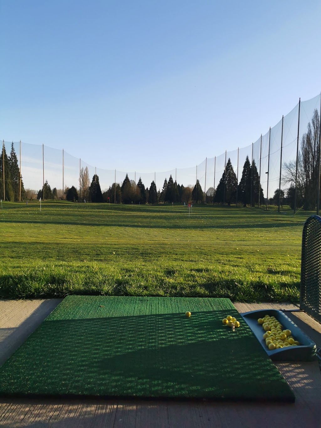 McCleery Driving Range | 7188 Macdonald St, Vancouver, BC V6N 1G2, Canada | Phone: (604) 264-9580