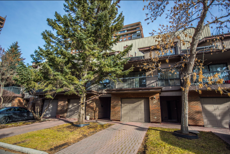 Jesse Davies Team | 288 St Moritz Dr SW suite 1110, Calgary, AB T3H 0Z1, Canada | Phone: (403) 969-2363