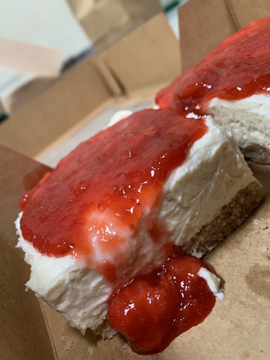 Friendly Keto Lady | 375 Lynn Ave, North Vancouver, BC V7J 2C4, Canada | Phone: (236) 985-5299