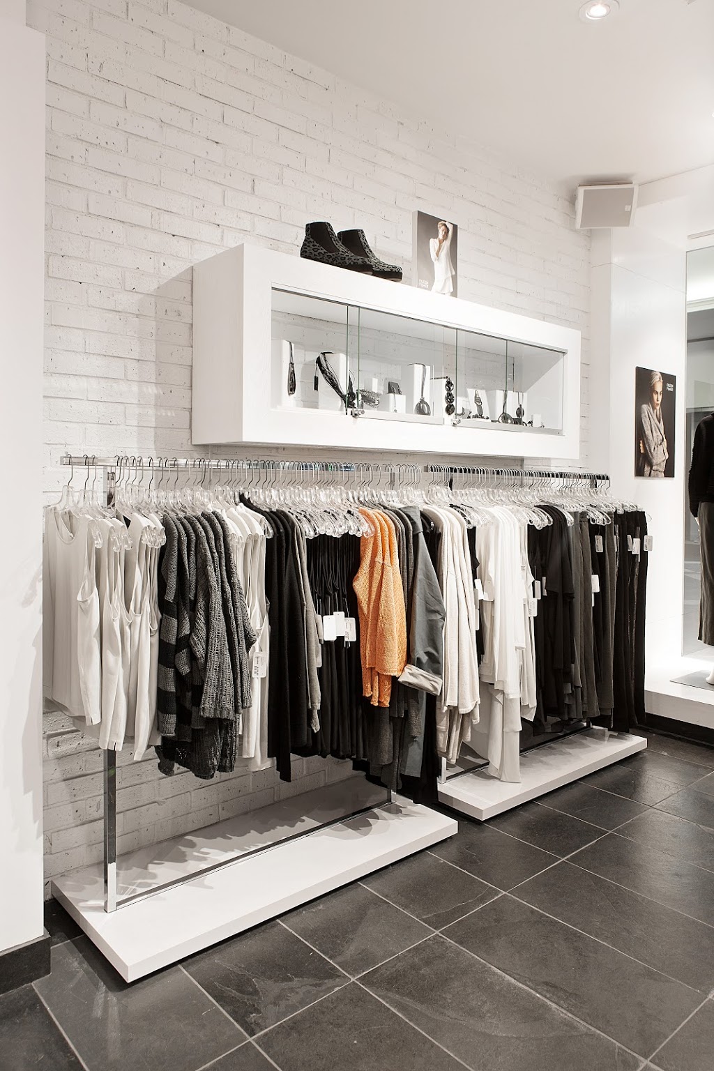 Maude & Corsaire - Place Ste-Foy | 2450 Boulevard Laurier G17, Québec, QC G1V 2L1, Canada | Phone: (418) 656-8198