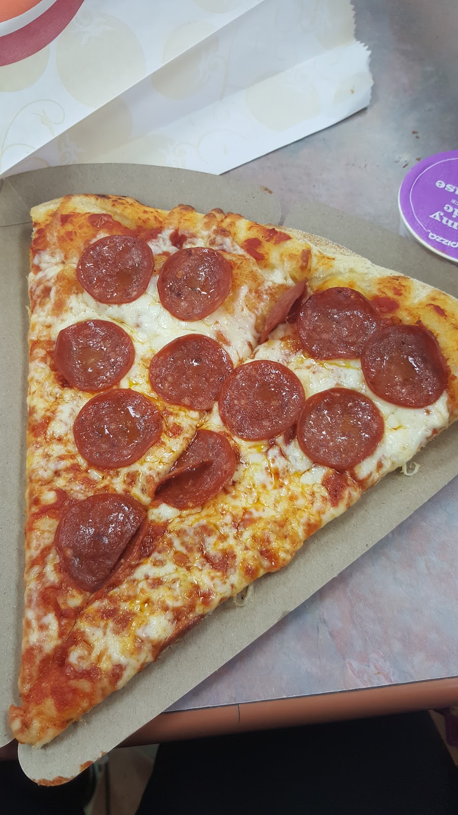 Pizza Pizza | 210 Glendale Ave, St. Catharines, ON L2T 3Y6, Canada | Phone: (905) 687-1111