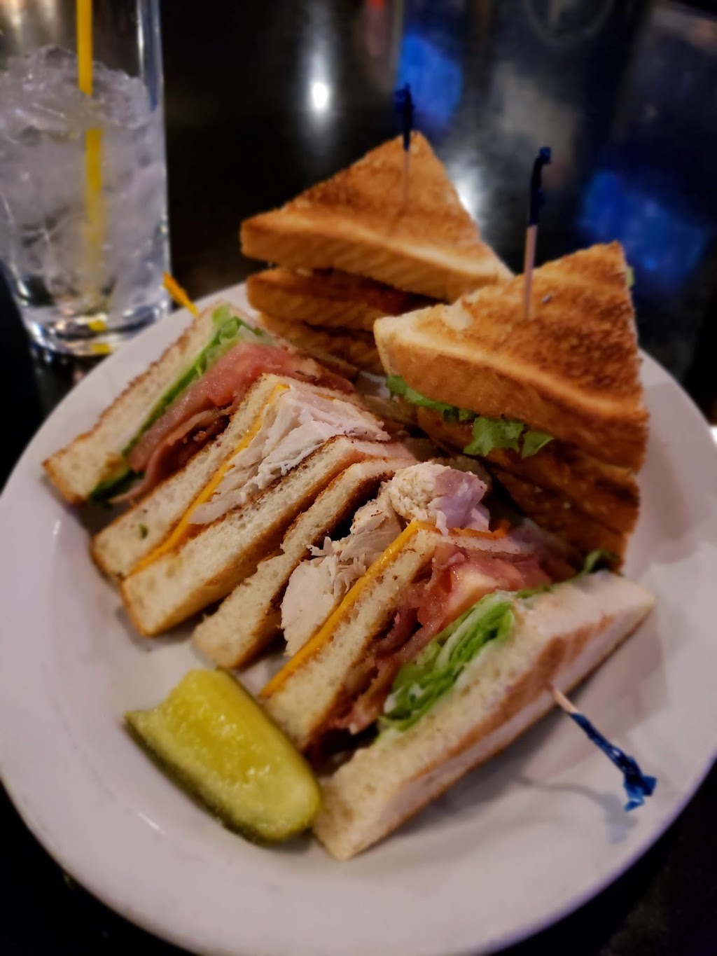 Boogies Diner & Sports Lounge | 1155 Main St, Winnipeg, MB R2W 3S4, Canada | Phone: (204) 586-6599