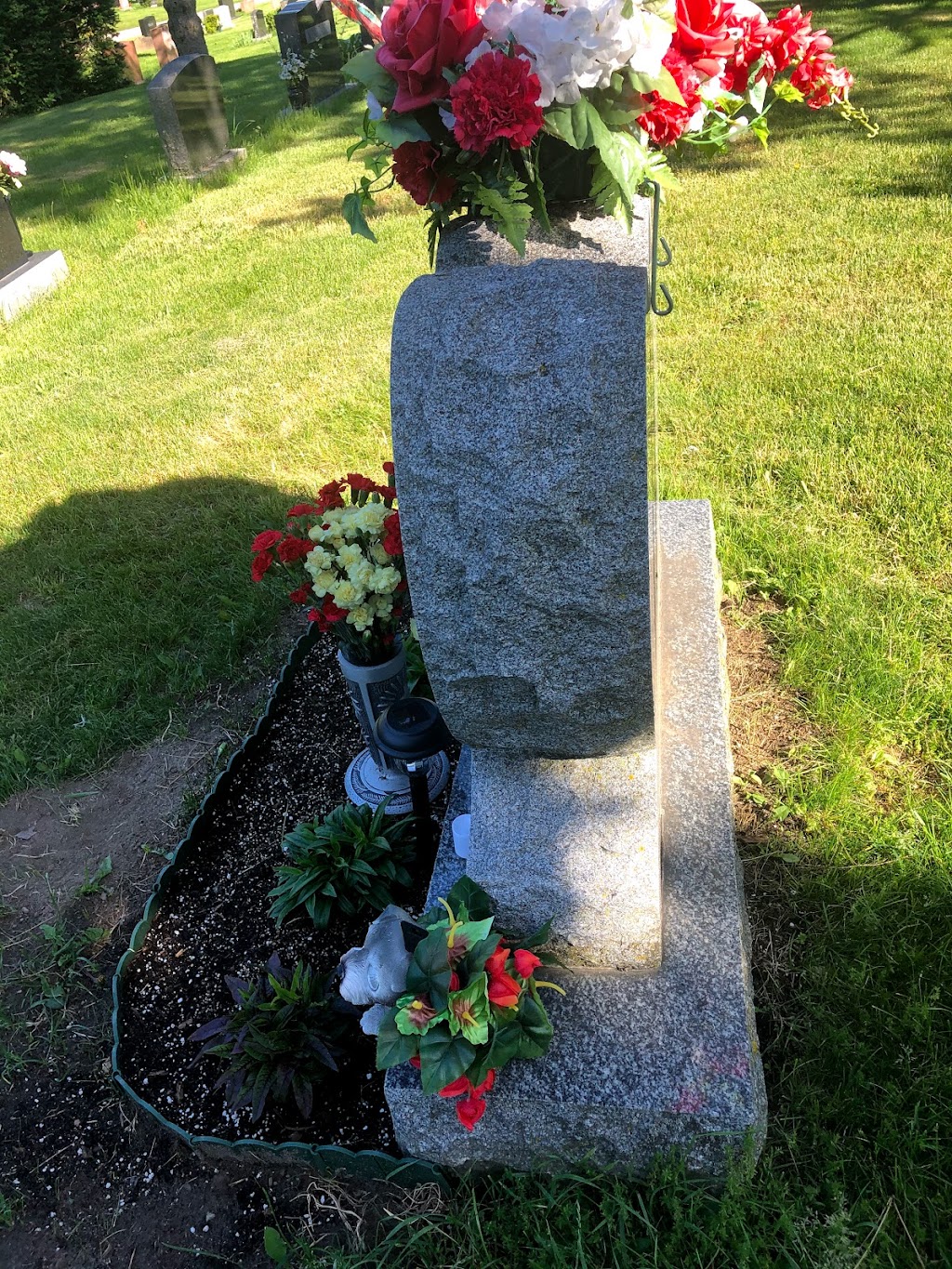 C&L Monument Services | 3538 Harry White Dr, London, ON N6L 1N1, Canada | Phone: (519) 878-1414