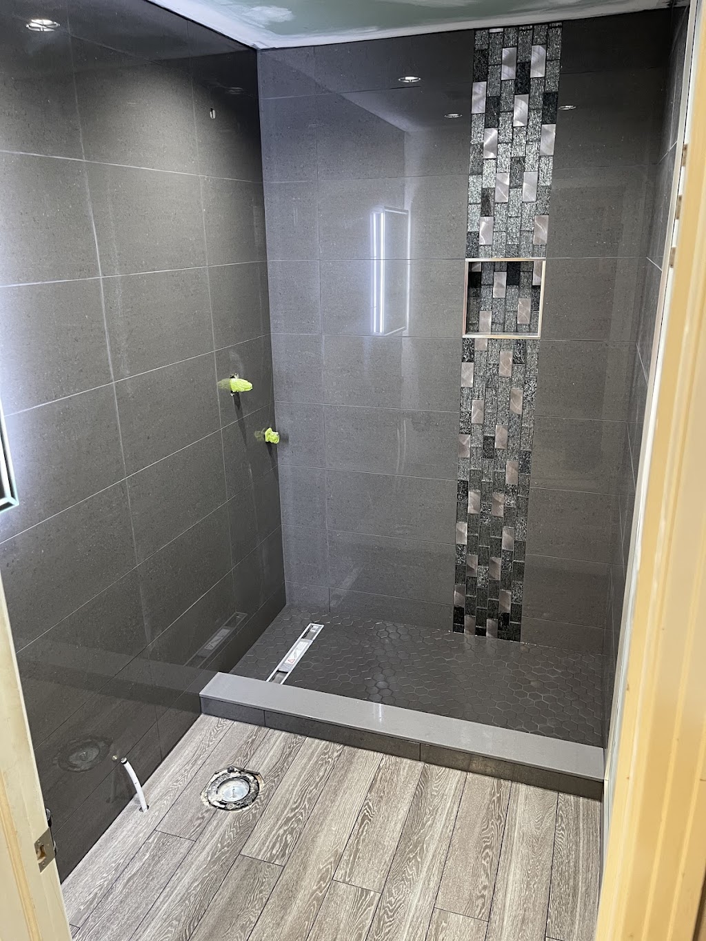 Tile Solutions LTD | 371 Walker Rd NW, Edmonton, AB T5T 4C2, Canada | Phone: (780) 803-3993
