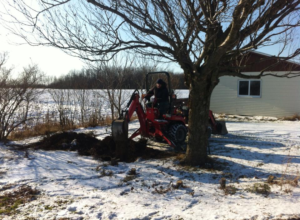 Léger Mini Excavation Fissure Et Drain St-Jean | 29 Rue Denicourt, Saint-Jean-sur-Richelieu, QC J2X 4Y5, Canada | Phone: (438) 580-7150
