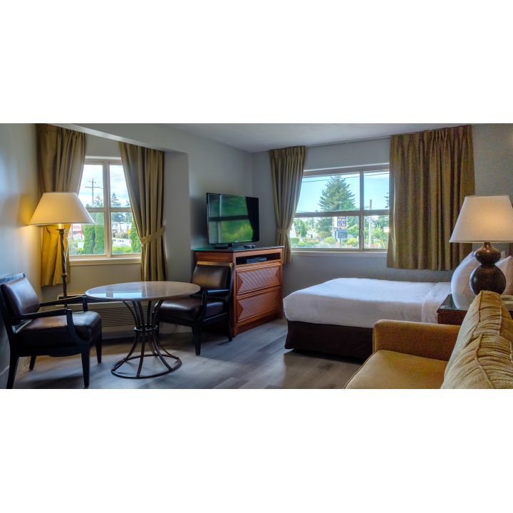 Coast Parksville Hotel | 374 West, Island Hwy W, Parksville, BC V9P 1K8, Canada | Phone: (250) 248-2334