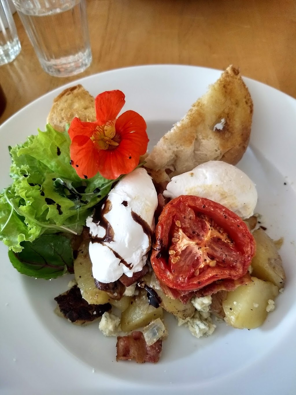 Saturna Cafe | 101 Narvaez Bay Rd, Saturna, BC V0N 2Y0, Canada | Phone: (250) 539-5177