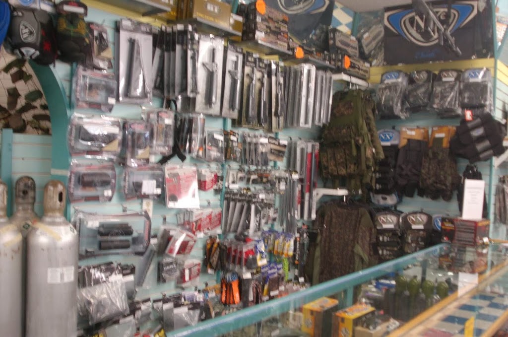 Nicol Street Pawnbrokers | 124 Nicol St, Nanaimo, BC V9R 4S9, Canada | Phone: (250) 753-3355