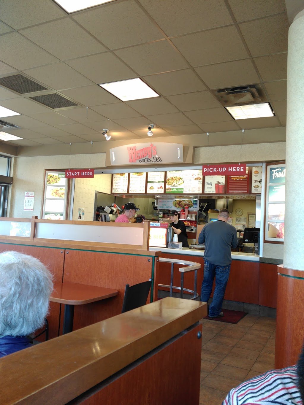 Wendys | 1889 Scugog St, Port Perry, ON L9L 1H9, Canada | Phone: (905) 985-3399