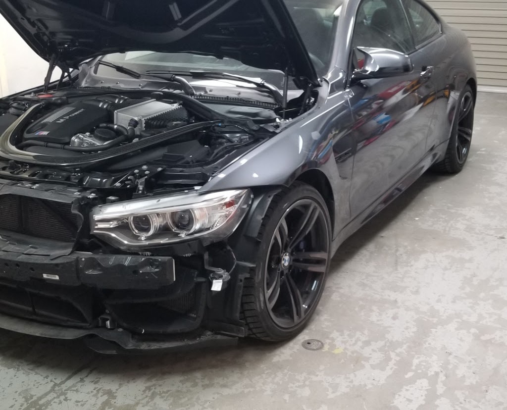 A1 Unity Auto Collision | 1470 Columbia St., North, North Vancouver, BC V7J 1A2, Canada | Phone: (604) 980-2500